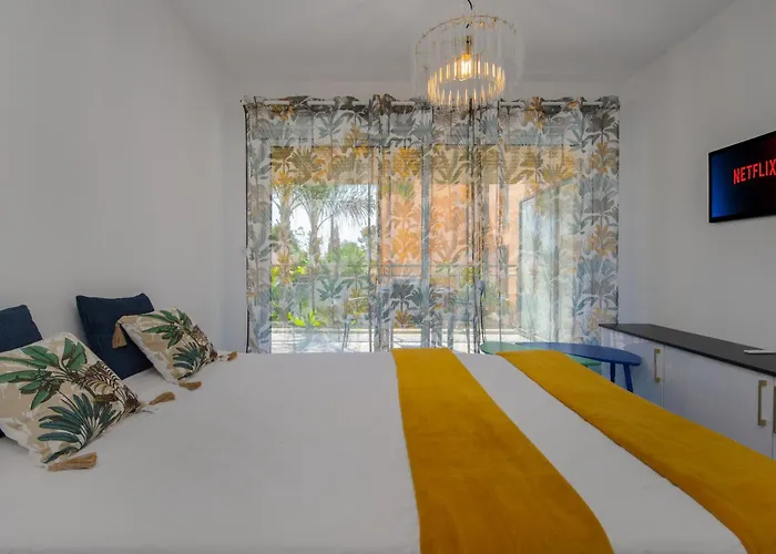 Joli Deux Pieces - Terrasse - Parking - Eb * إز