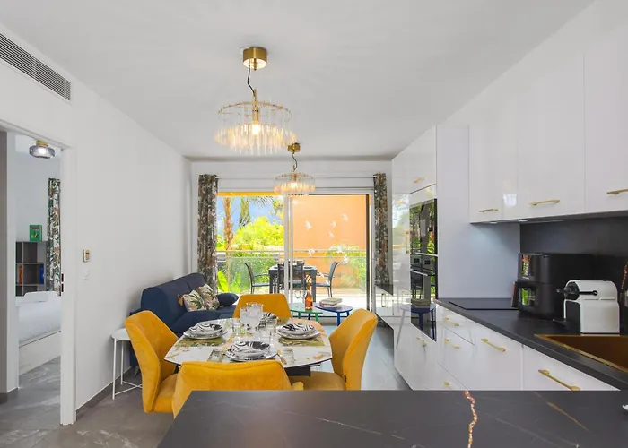 Joli Deux Pieces - Terrasse - Parking - Eb شقة *